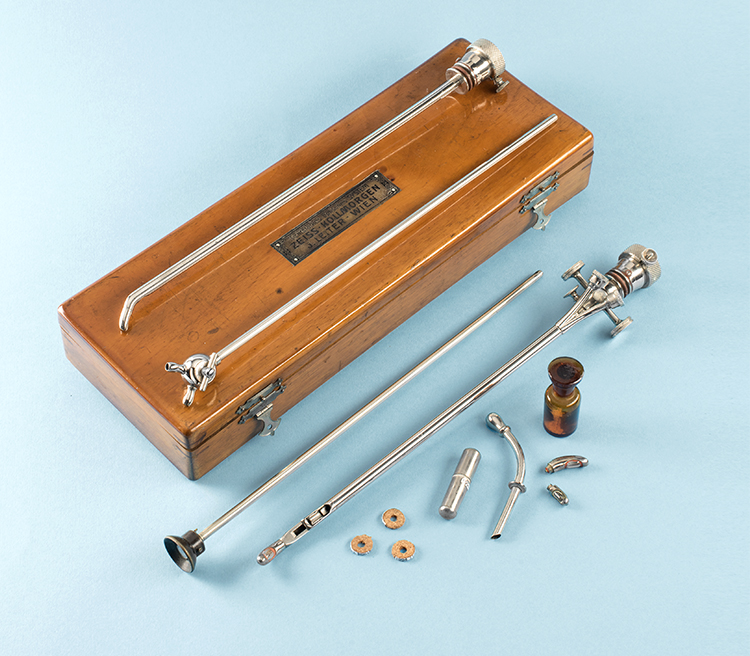 Medical artifacts at the Wangensteen Historical Library. Photo credit: Mike Krivit.
