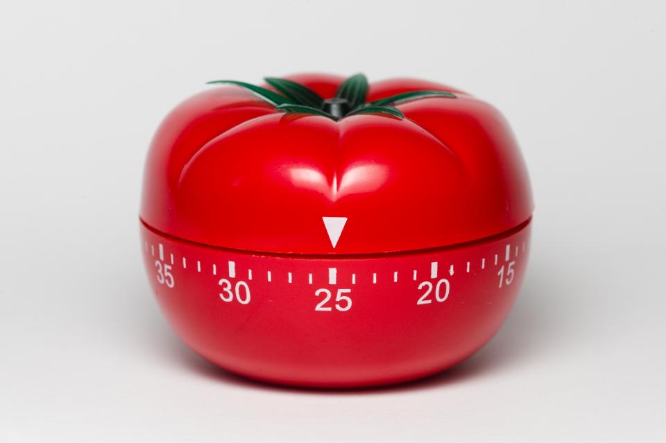 Tomato shaped analog timer