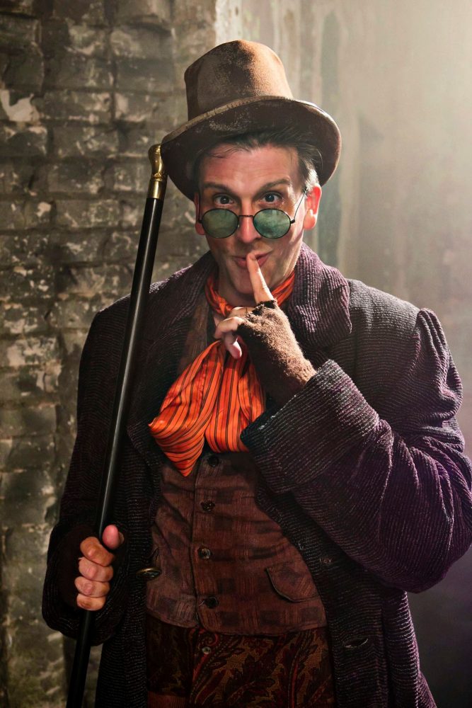 “Oliver!” by Theater Latté Da, photo by Heidi Bohnenkamp