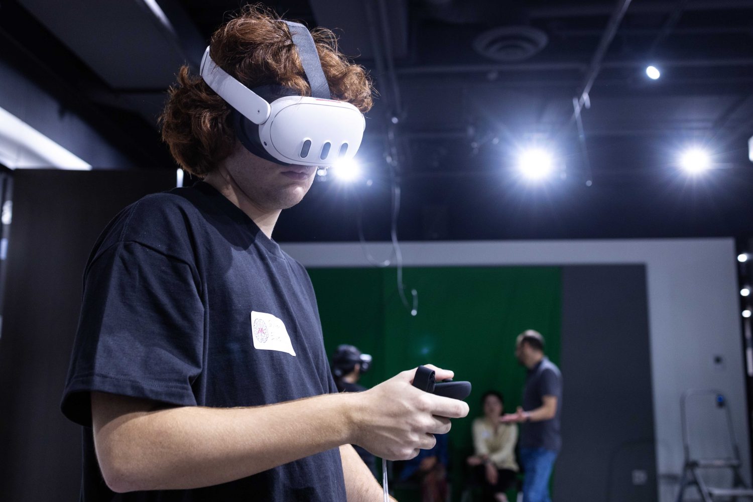 Local Twin City high schoolers interested in neuroscience visit the Health Sciences Library's Virtual Reality Studio during the week-long Go4Brains program, on Wednesday, July 17, 2024. (Photo/Adria Carpenter)